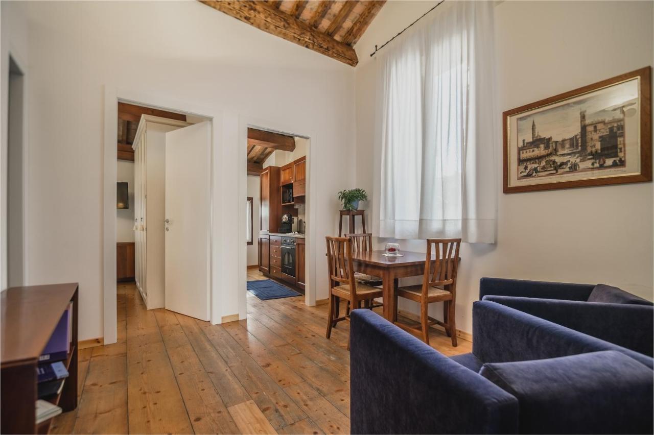 Le Di Palazzo Bortolan *